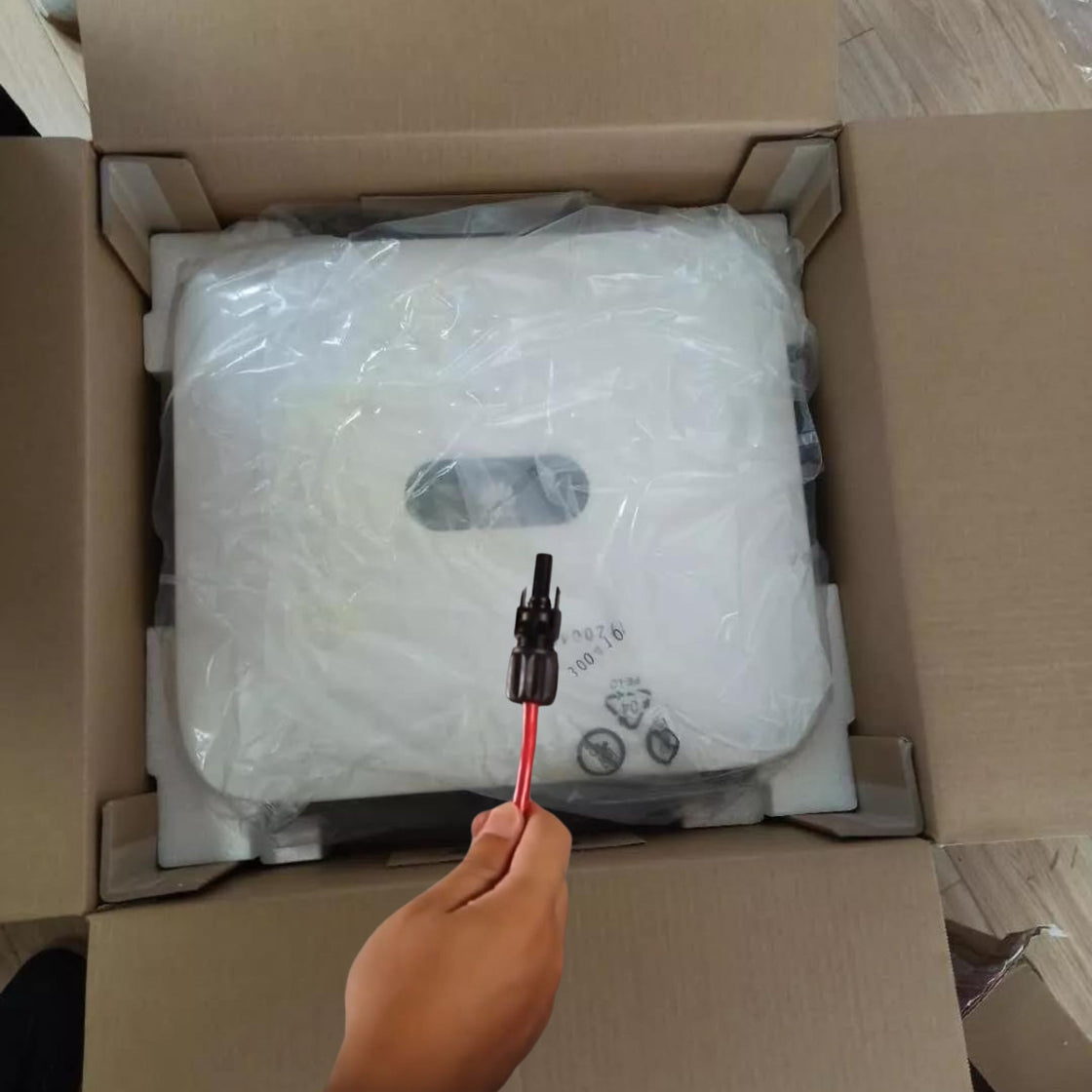 Omvormer installatie - Het installeren van de omvormer (per pakket)